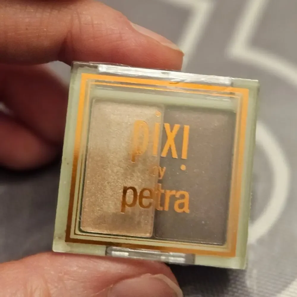 Pixi mesmerizing mineral